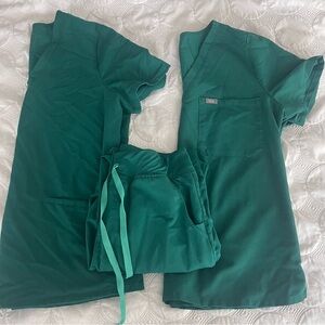 Figs Hunter Green Set - Size M